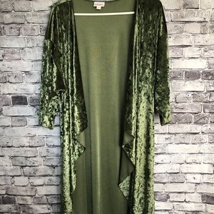 Medium LulaRoe Shirley - green velvet